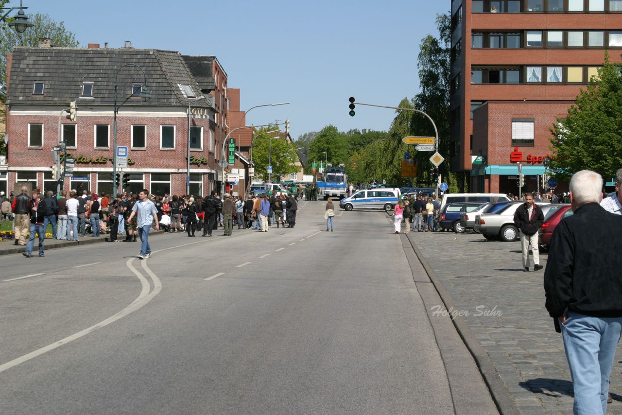 Bild 42 - NPD in Bramstedt am 1.5.07